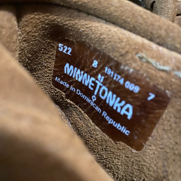 Minnetonka footwear shoes - Picture 3 of 4